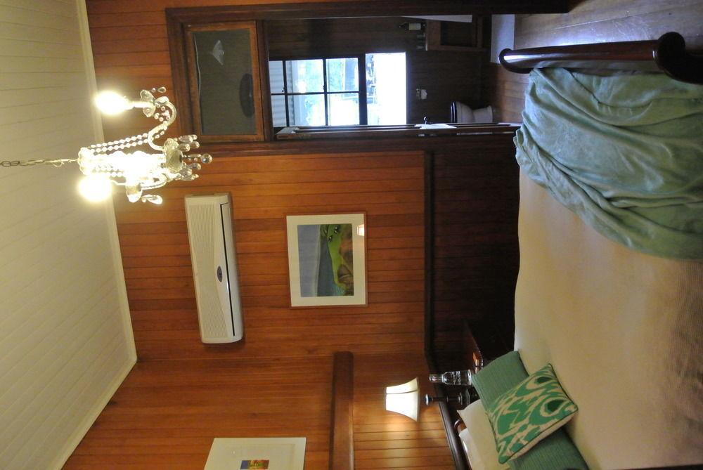 Wiss House Bed & Breakfast Kalbar Exterior photo